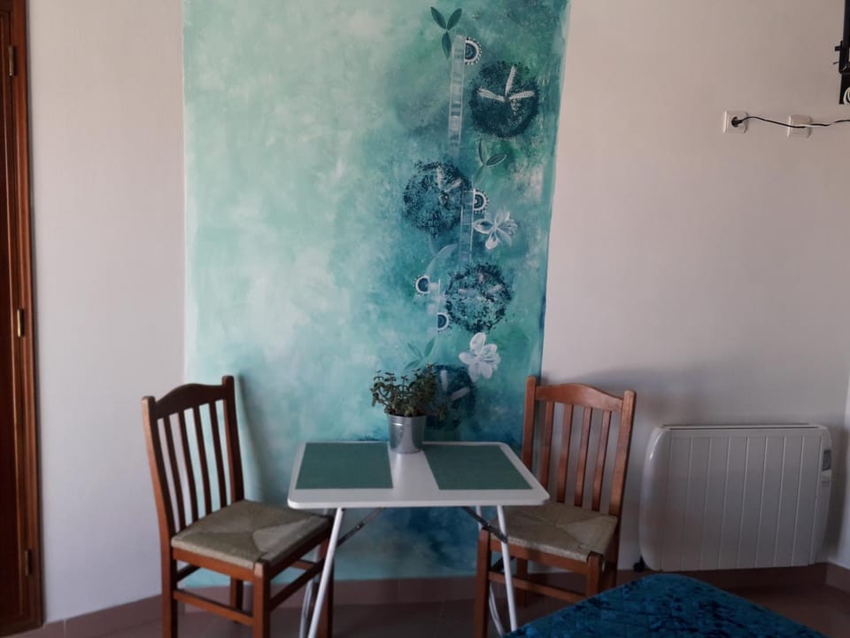 Sagres Sunny Room with private bathroom 300m from the beach Vacation rental in Sagres