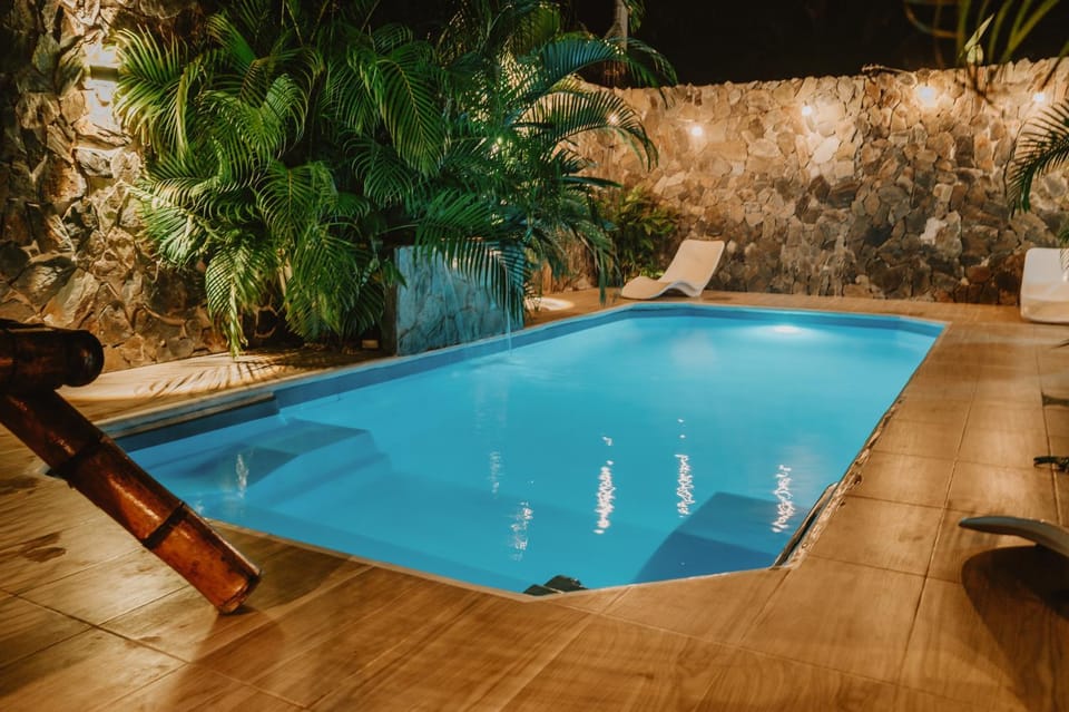 Garden, Swimming pool