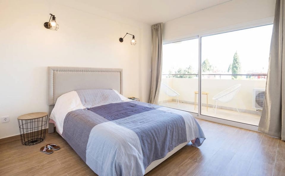 Balcony/Terrace, Photo of the whole room, Bedroom