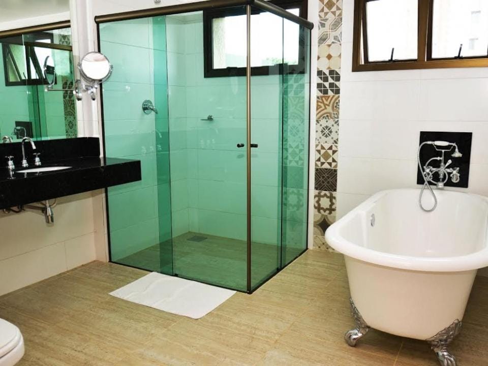 Bathroom, Bath