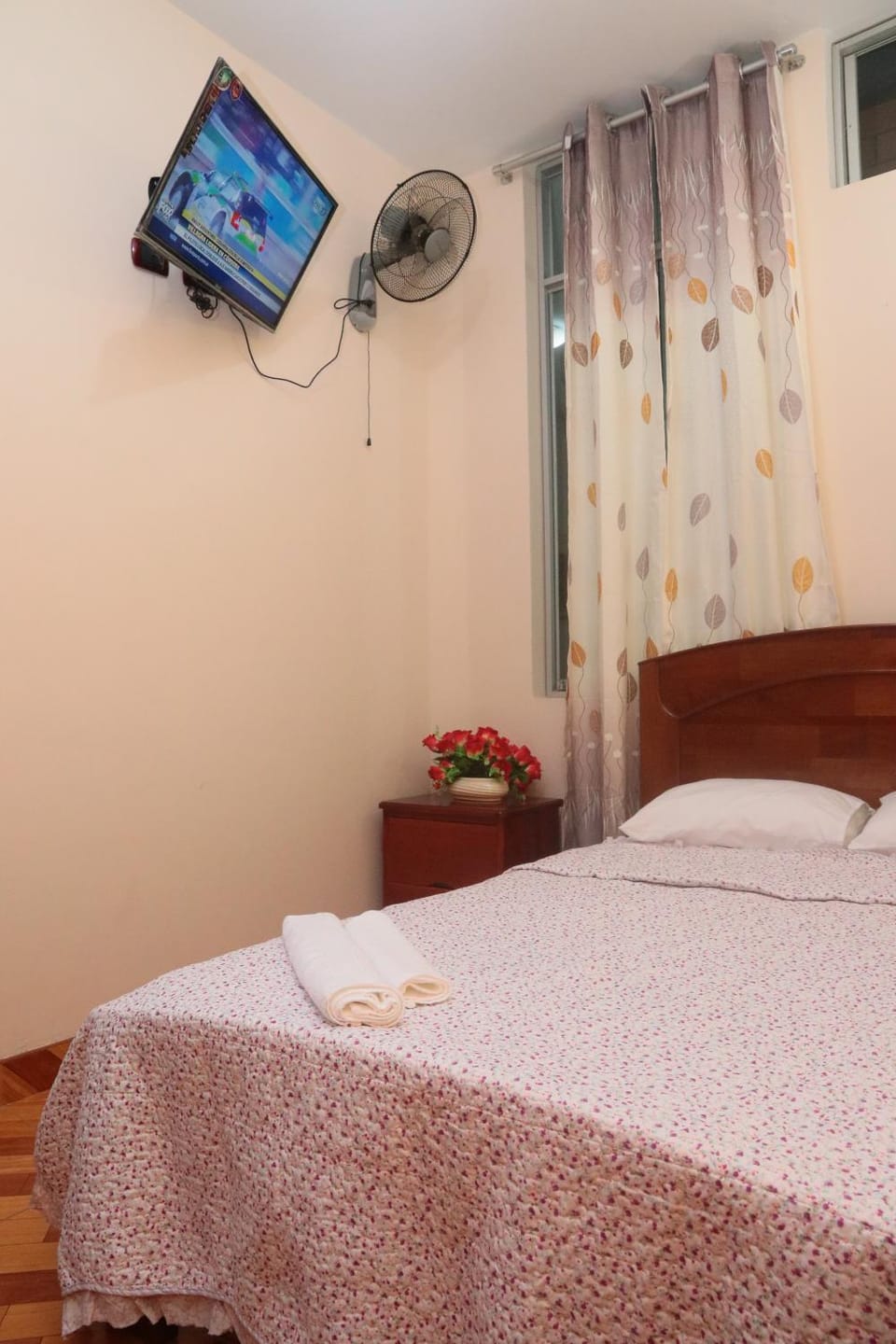 Bed, Photo of the whole room