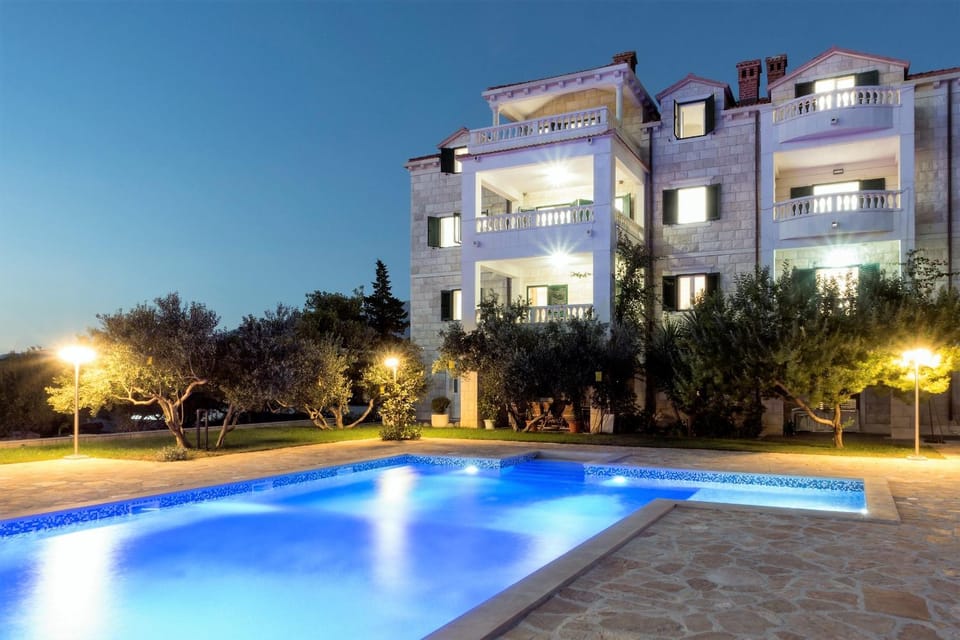 Patio, Facade/entrance, Garden, Garden view, Pool view, Swimming pool