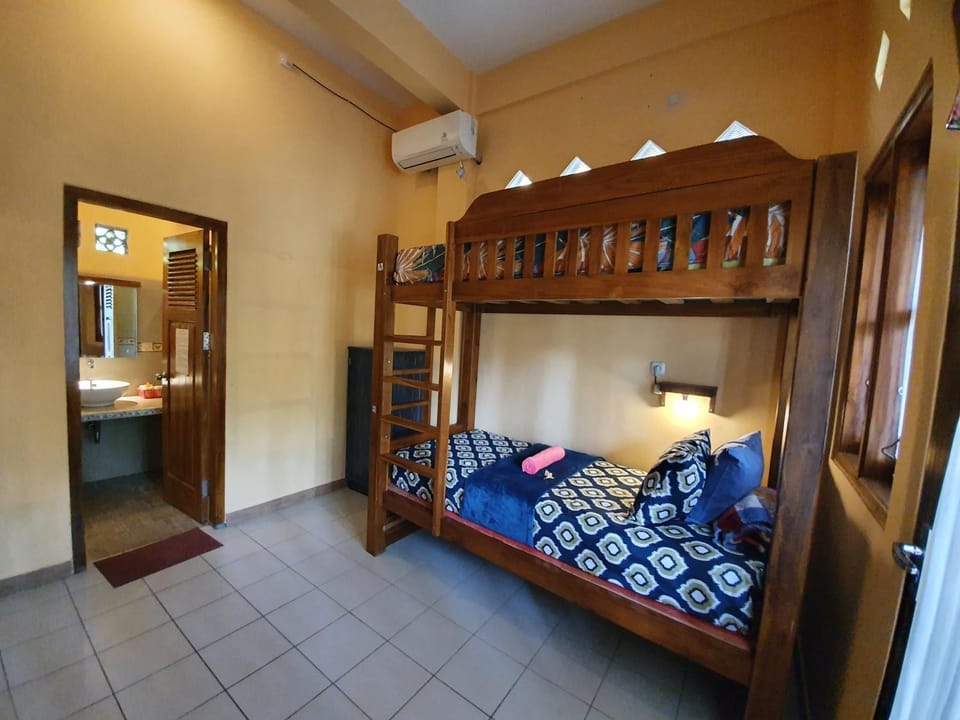 Botchan Hostel Hostel in Pujut