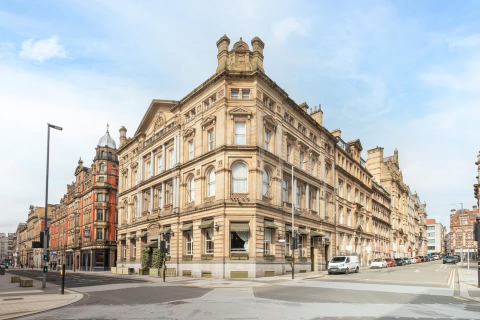 Property building, Facade/entrance, Street view