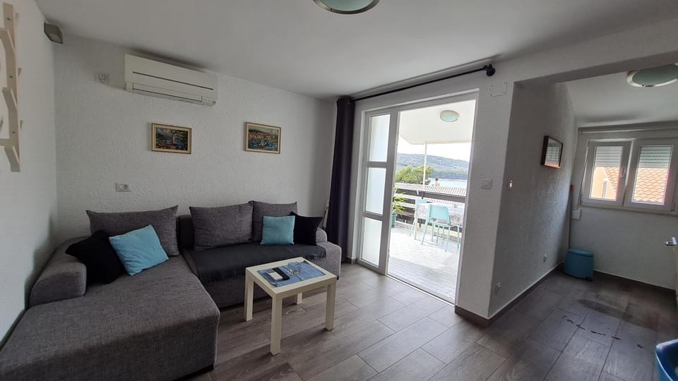 Apartman Dado Apartment in Cres