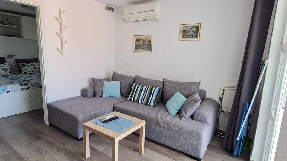 Apartman Dado Apartment in Cres