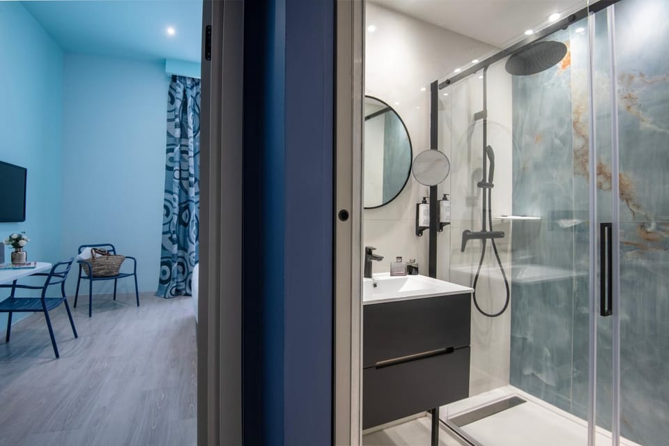 Bathroom, Bedroom