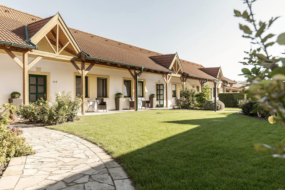 Salzl Seewinkelhof Bed and Breakfast in Austria