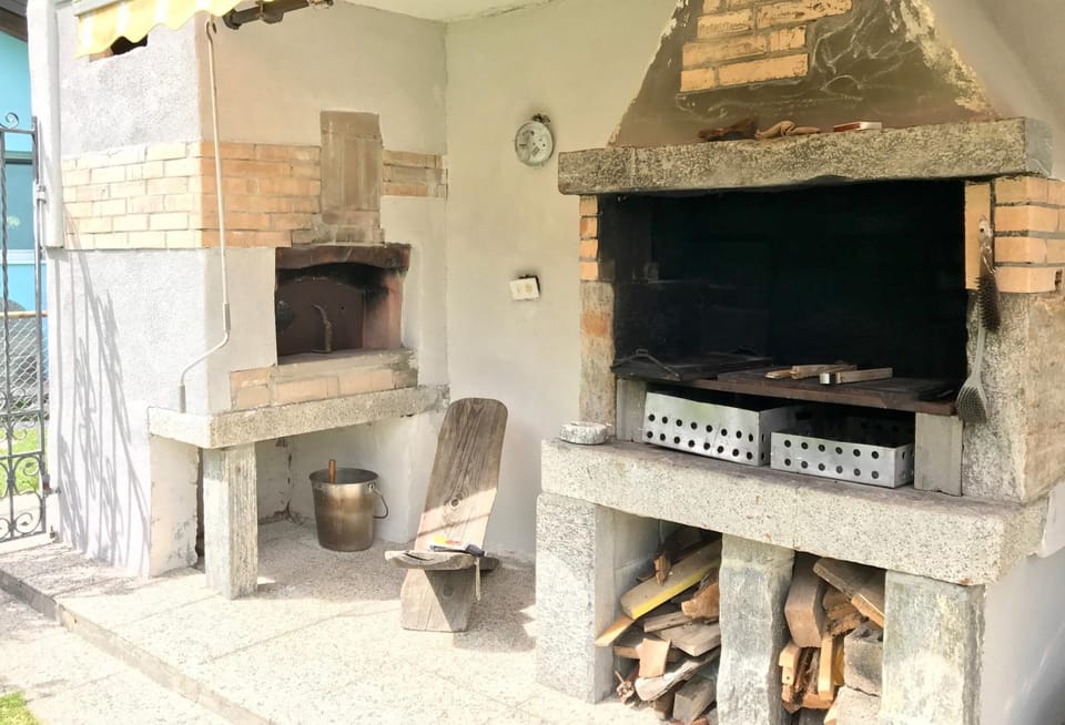 BBQ facilities, Garden