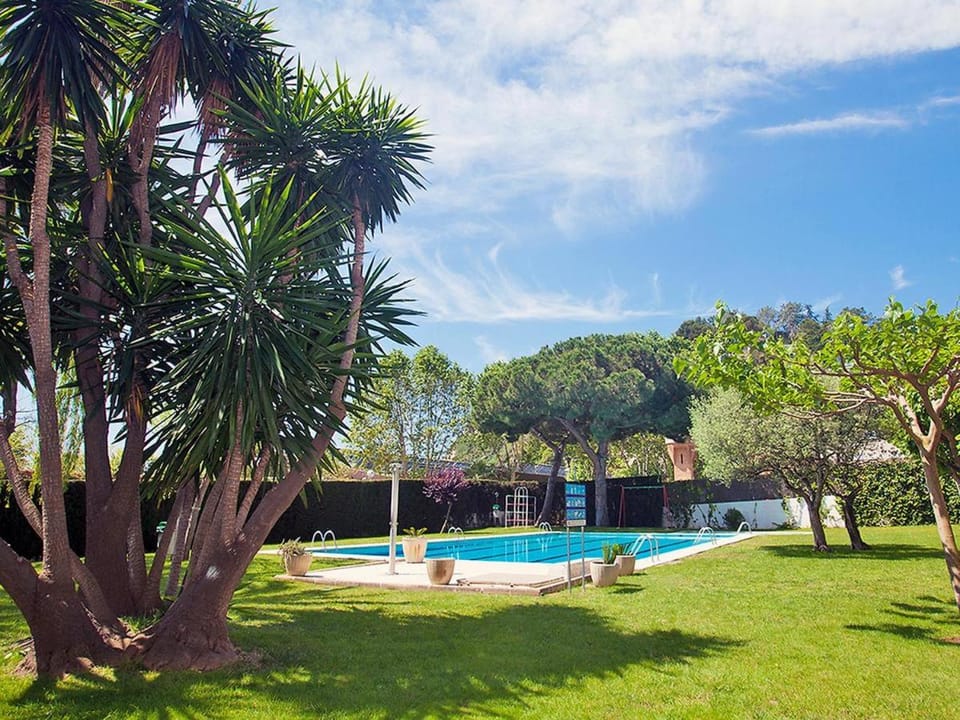 Garden, Swimming pool