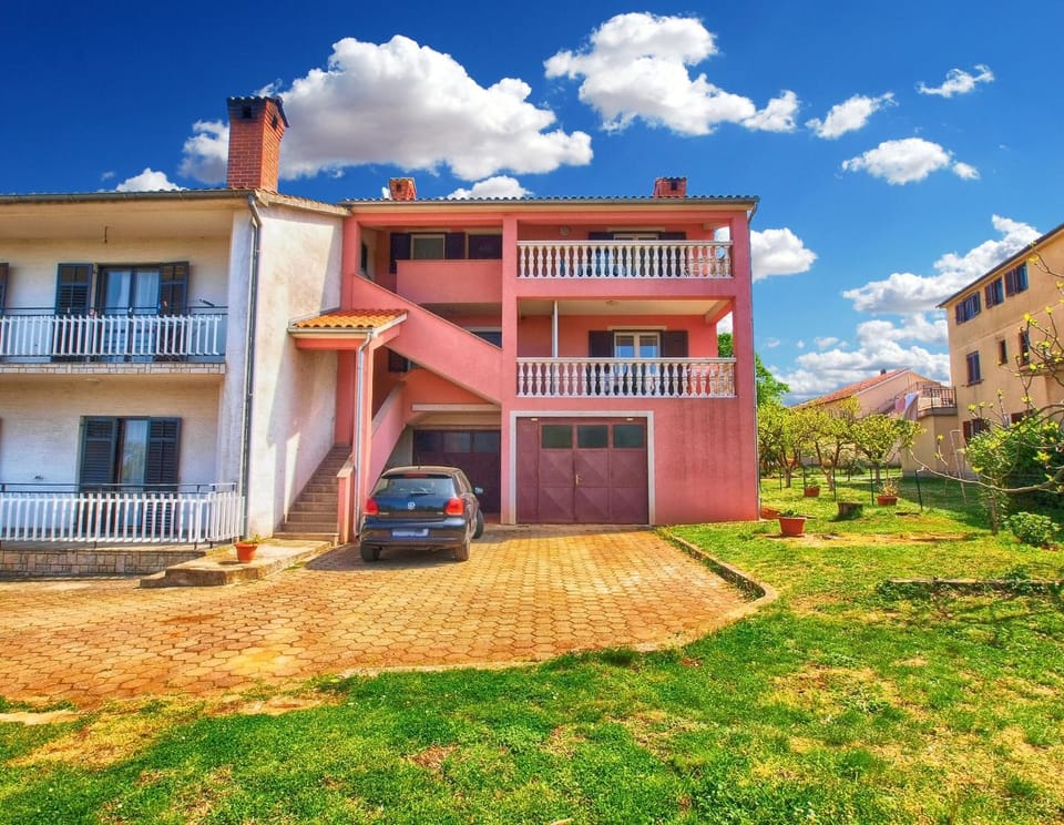 Apartments Franjo 1266 Apartment in Istria County