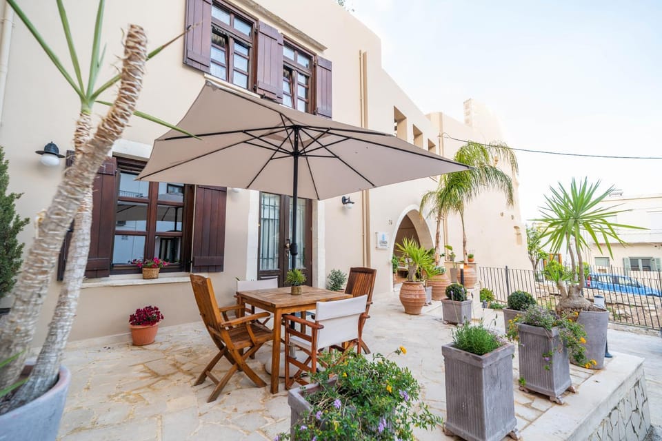 Patio, View (from property/room), Balcony/Terrace, Dining area