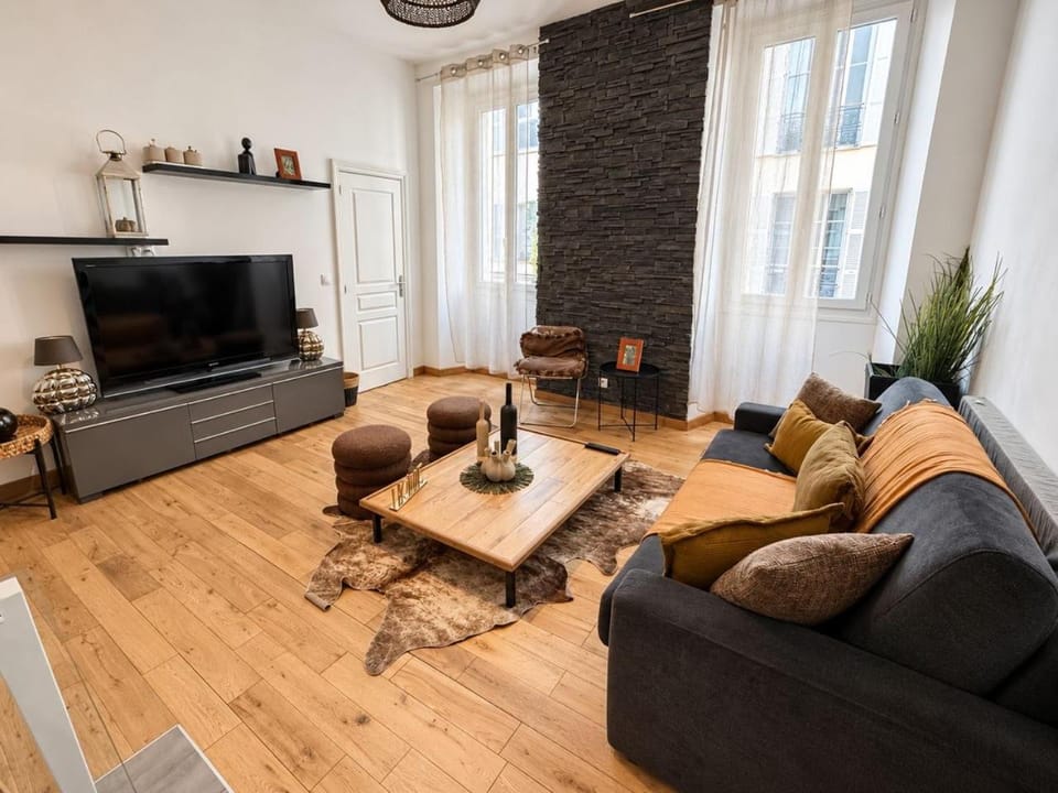 CANNES FESTIVALS b Apartment in Cannes