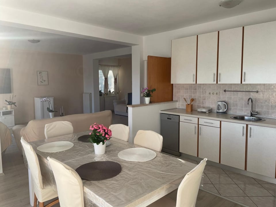 Apartment Stela Apartment in Lika-Senj County