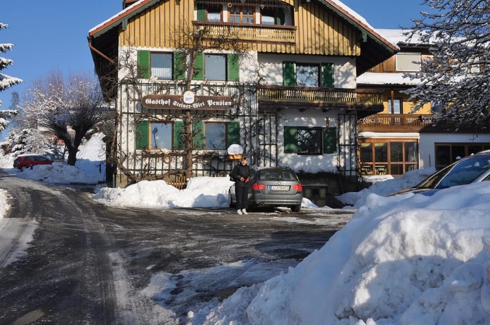 Facade/entrance, Winter