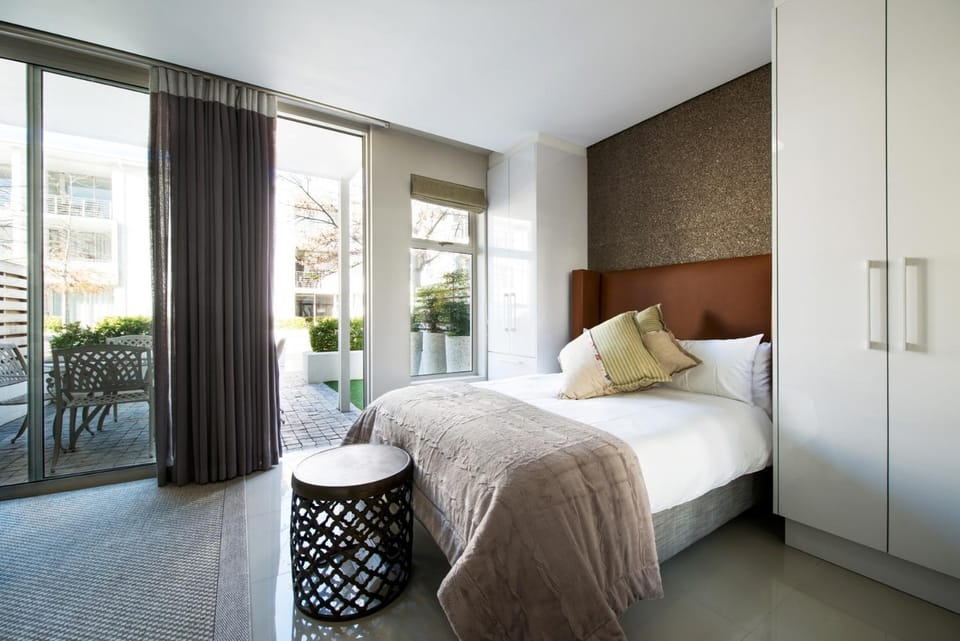 Bedroom, Autumn, Garden view