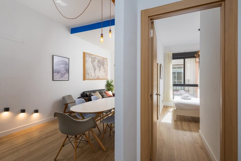 Living room, Photo of the whole room, Seating area