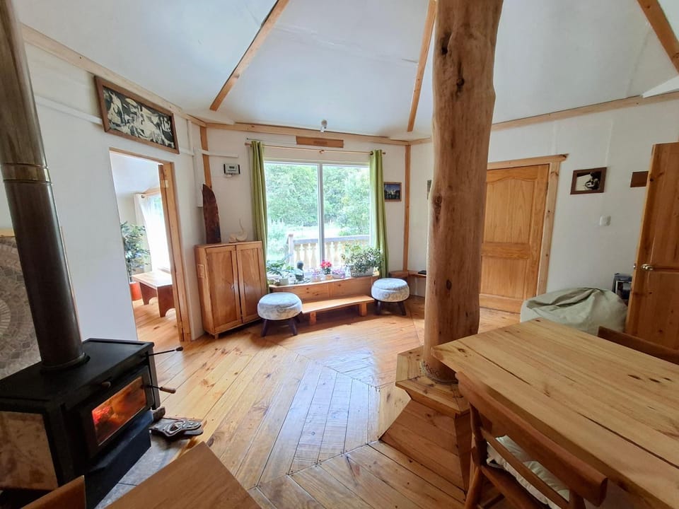 Living room, Breakfast