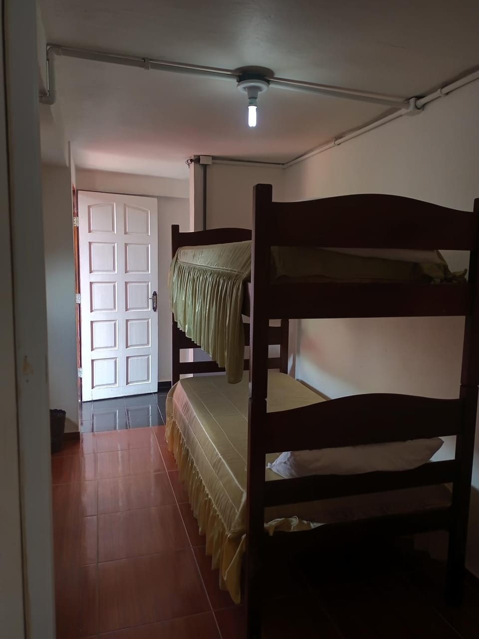 Parque da Cerejeiras-suite basica Bed and Breakfast in Campos do Jordão