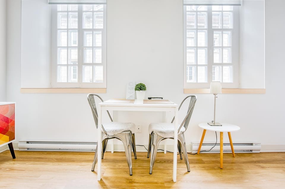 Dining area, City view, Landmark view