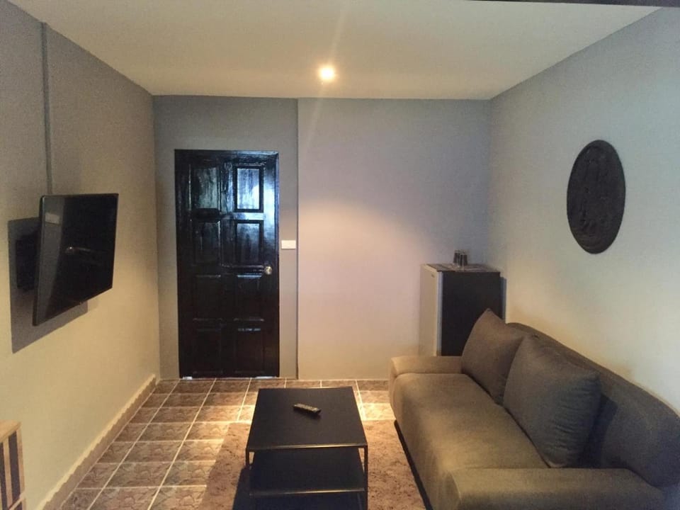Shanghai Guesthouse Monna bar Bed and Breakfast in Pattaya City