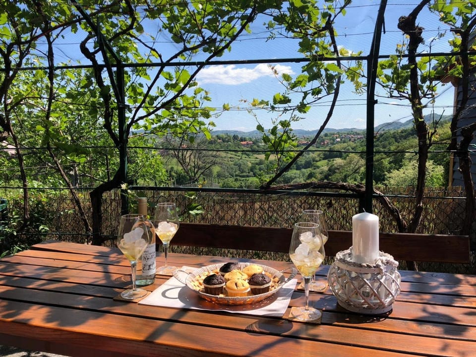 Natural landscape, View (from property/room), Balcony/Terrace, Food and drinks, Food, Drinks