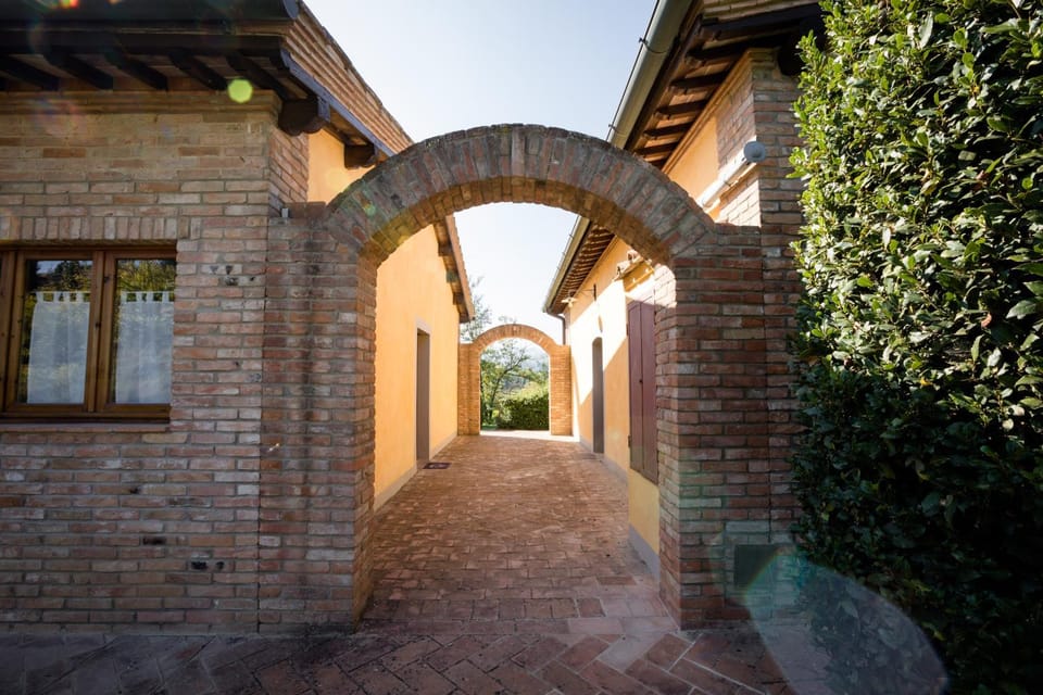 Fattoria Sant'Andrea - Farm Stay Farm Stay in Tuscany