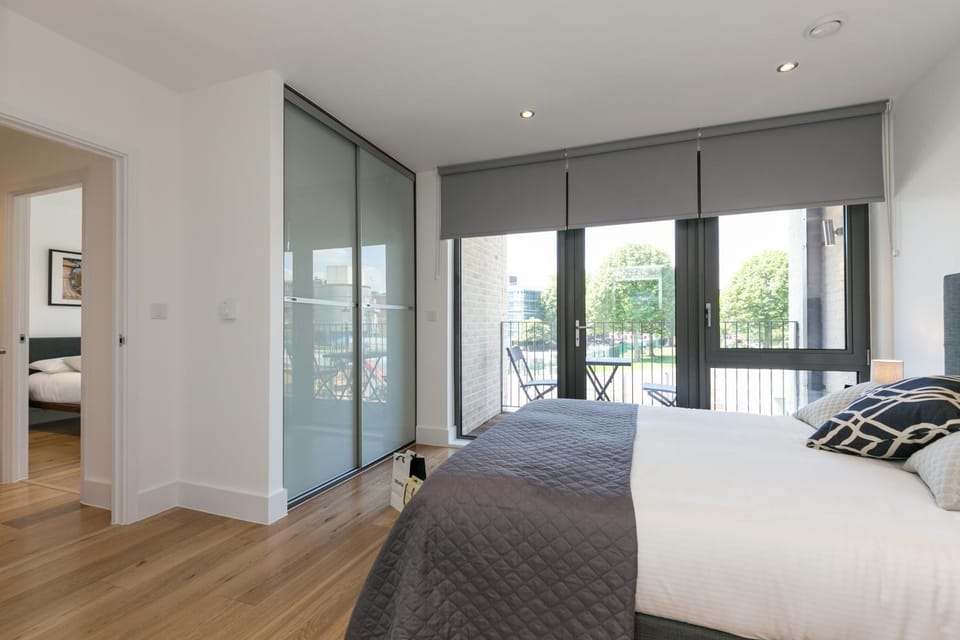 Bed, Photo of the whole room, Bedroom, hair dresser, wardrobe