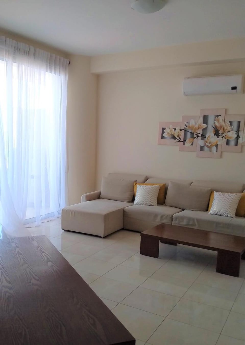 Living room, Lounge or bar