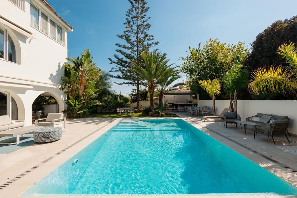 Off site, Day, Garden, Garden view, Pool view, Swimming pool, sunbed