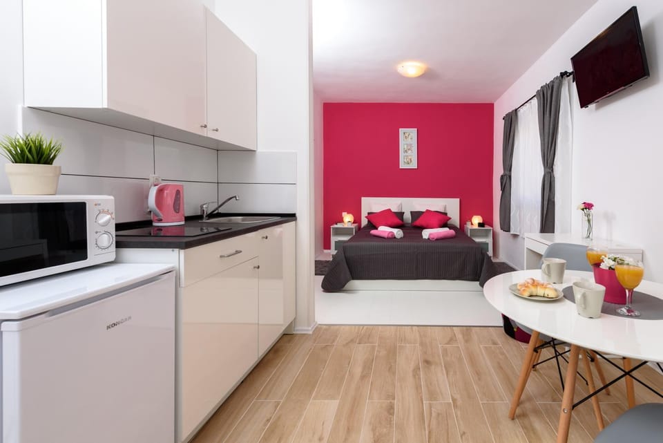 Studio Apartment Gina Apartment in Trogir