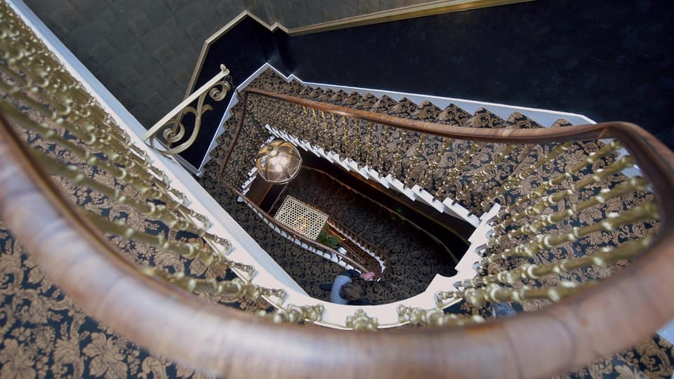 Property building, Decorative detail