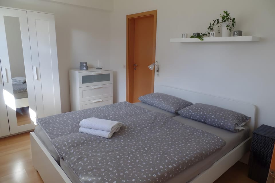 Living room, Bedroom