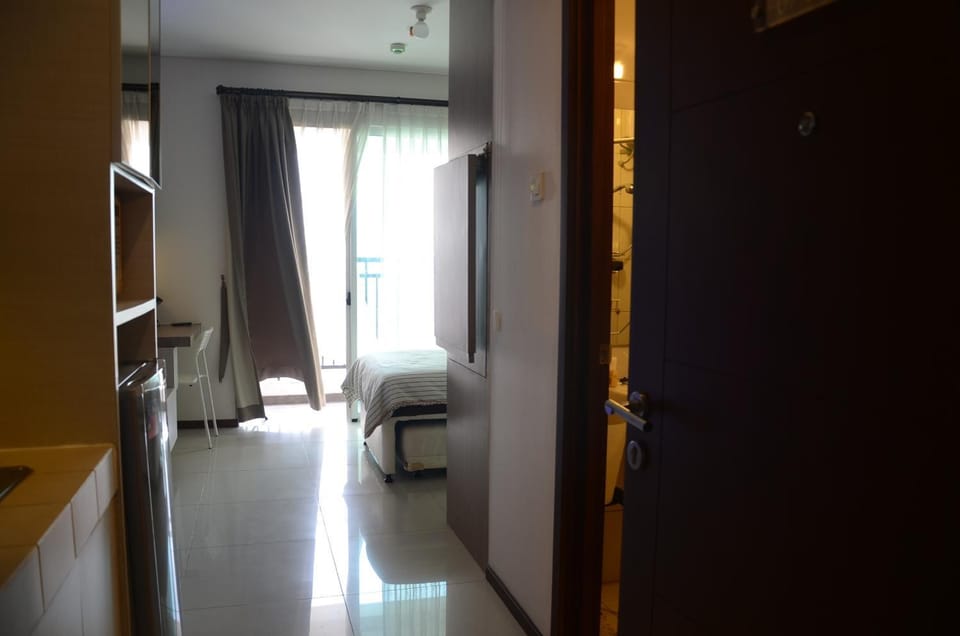 Bathroom, kitchen