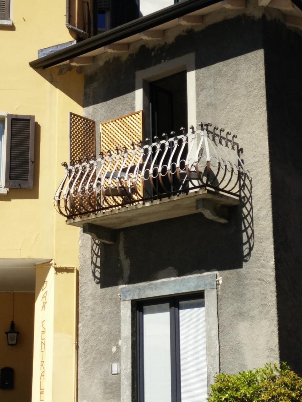 Property building, Balcony/Terrace