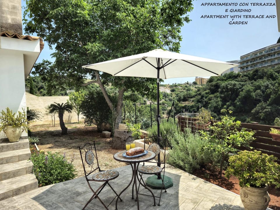 Garden, Garden view, Garden view