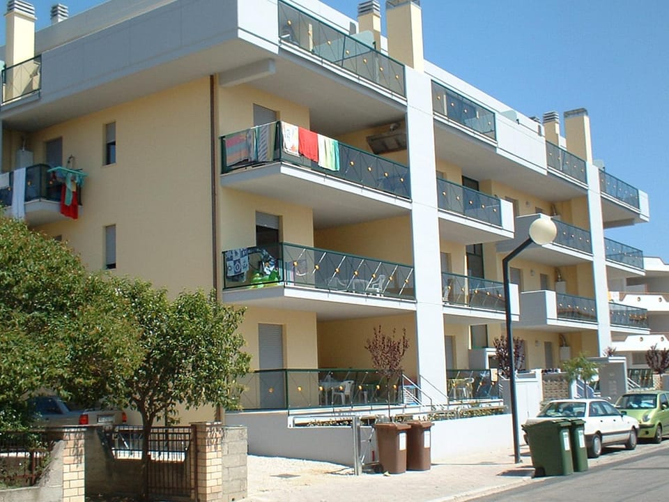 Facade/entrance, Summer, Children play ground, Children play ground, Fishing, Balcony/Terrace, Balcony/Terrace, Aqua park, Aqua park, Evening entertainment, Evening entertainment, Pets, Pets, Sea view, Street view, bunk bed, Family