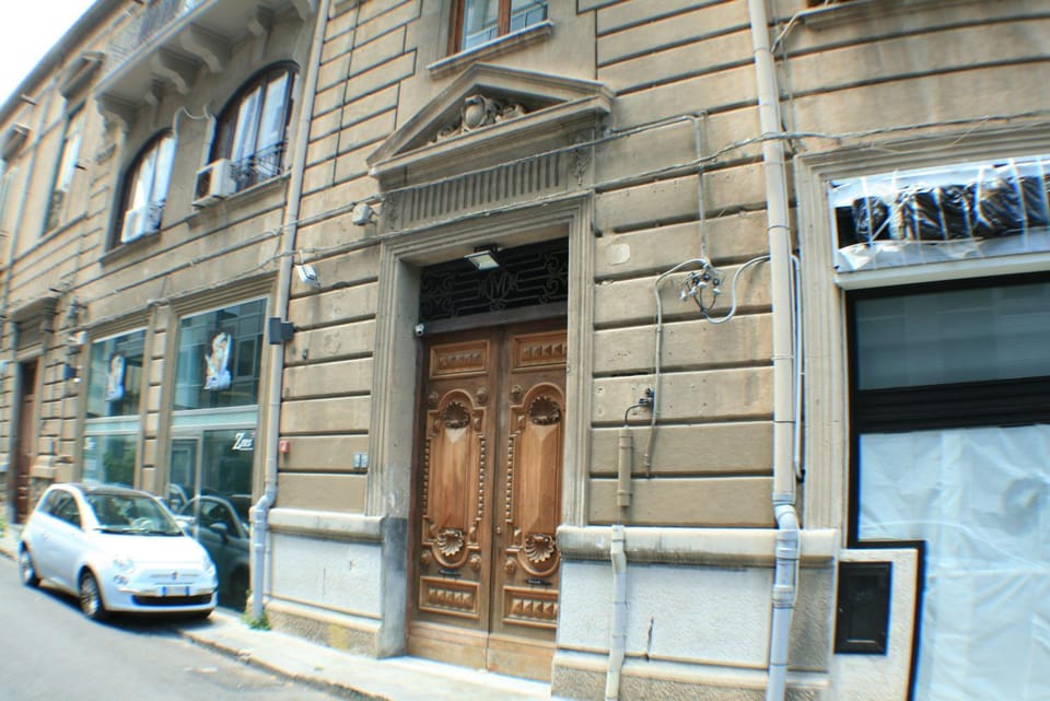 Facade/entrance
