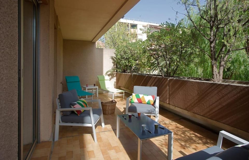 Patio, Balcony/Terrace, Dining area, Garden view