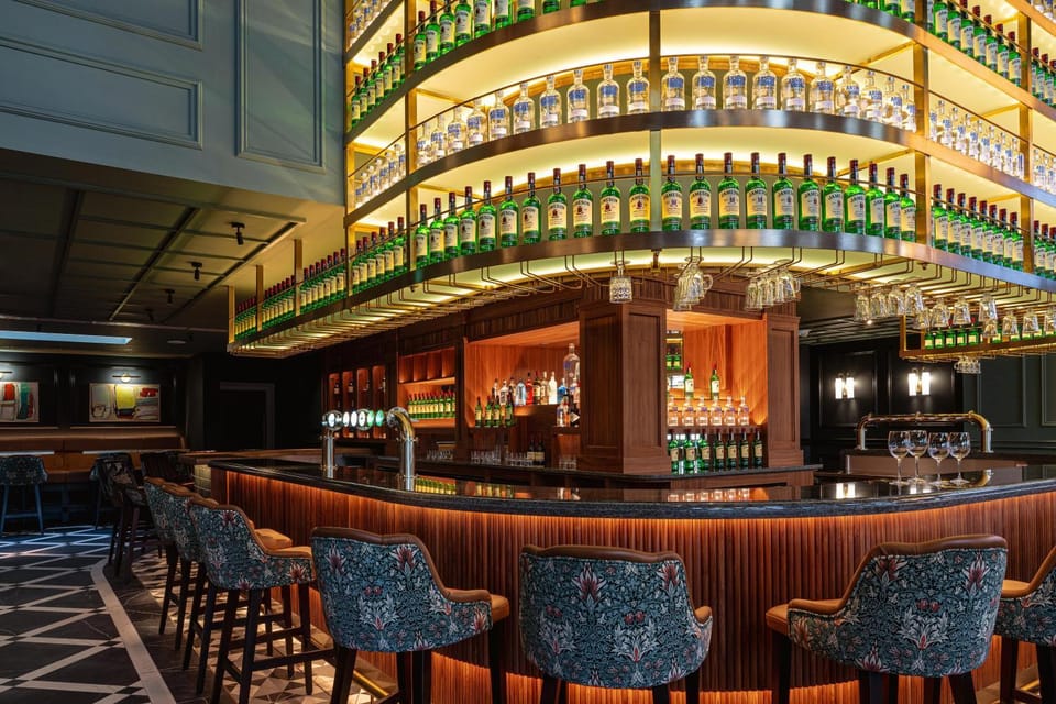 Lounge or bar