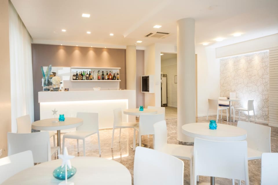 Lounge or bar