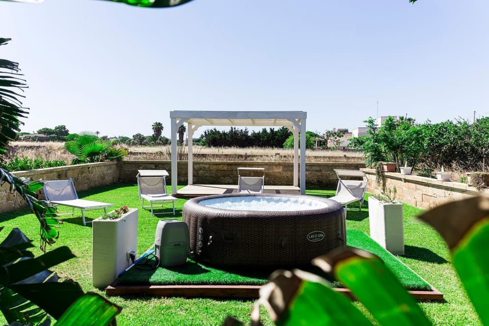 Property building, Garden, Hot Tub, Open Air Bath