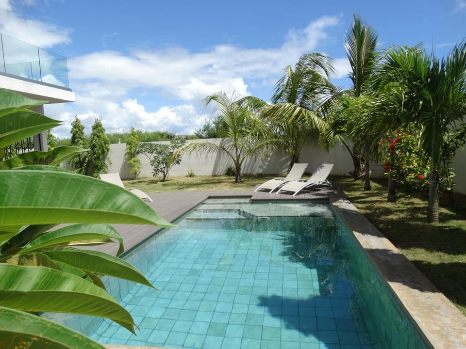 Garden, On site, Garden view, Pool view, Family