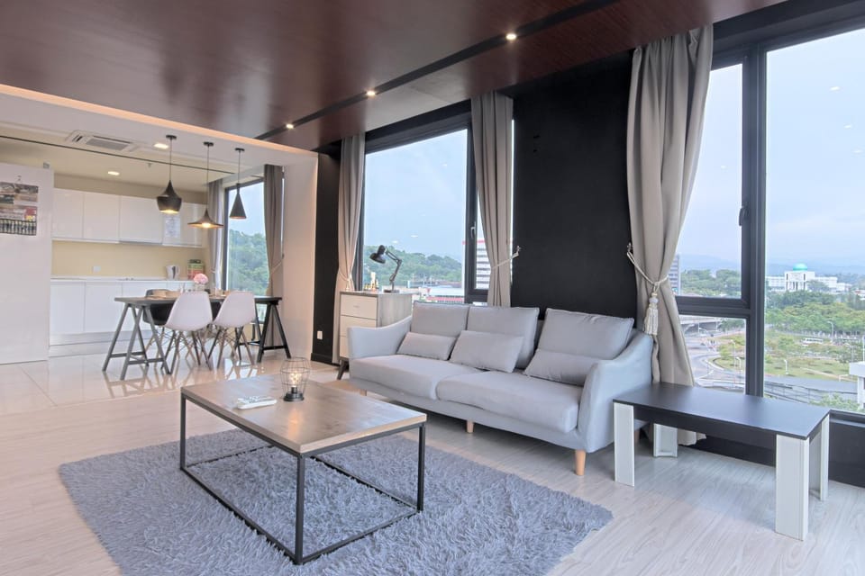 Living room, Dining area