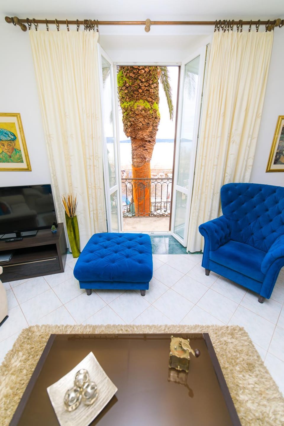 Balcony/Terrace, Living room