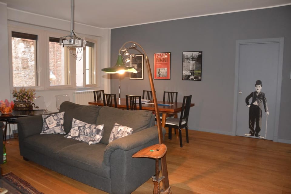 Lounge or bar, Dining area