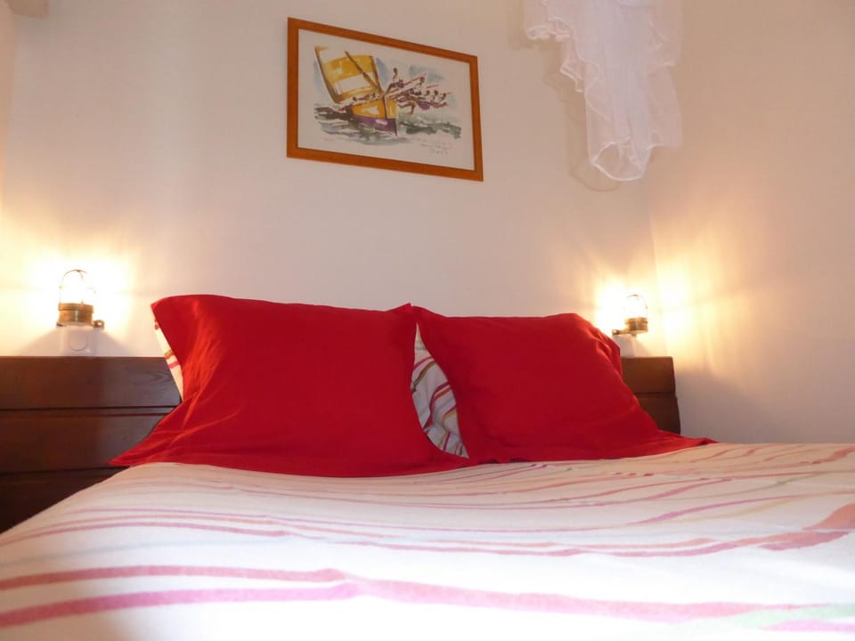Decorative detail, Bedroom