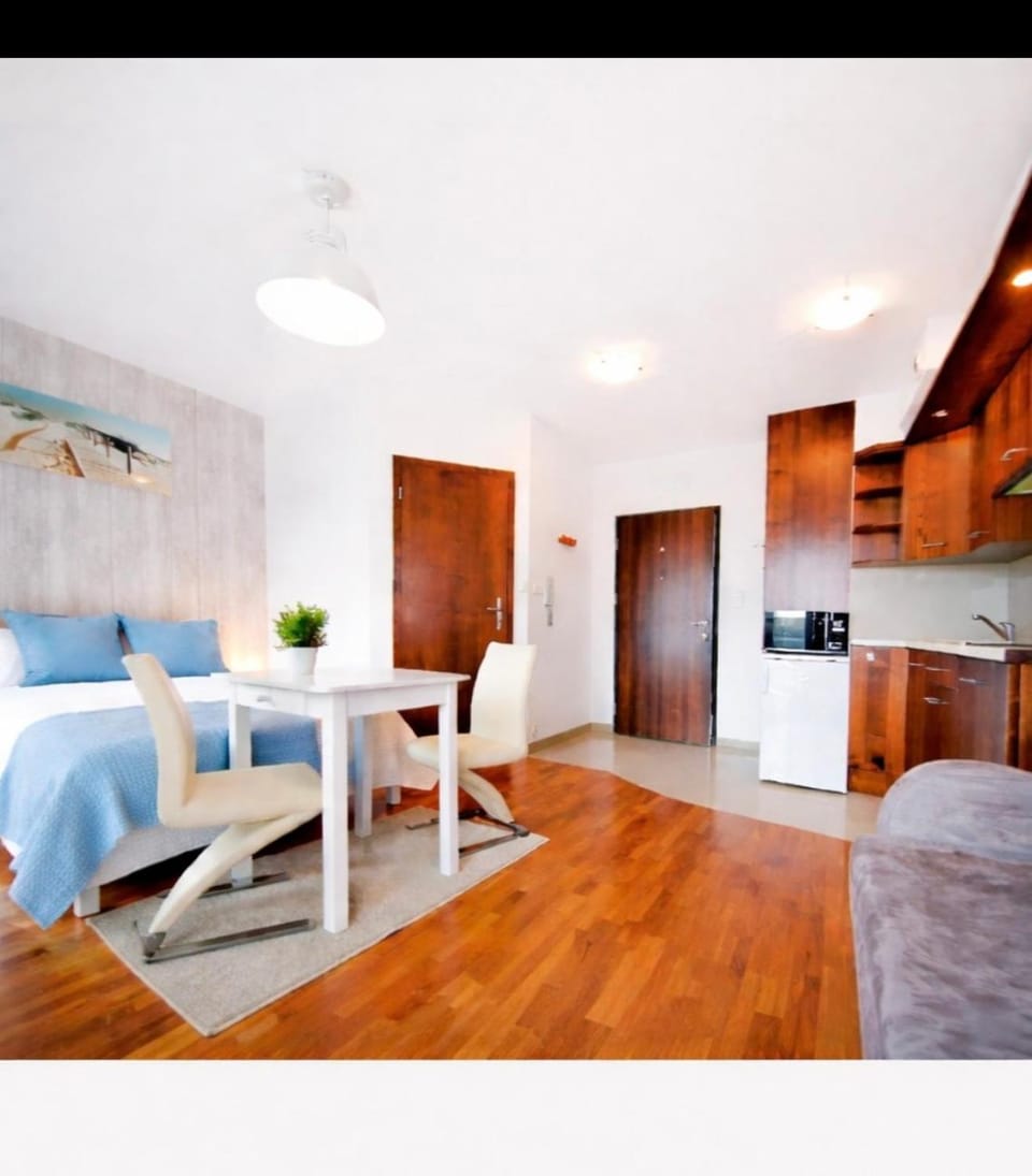 Apartament Lidio z widokiem na park-15 min pieszo na plaże Apartment in Gdansk