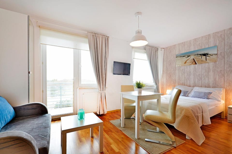 Property building, Kitchen or kitchenette, Living room