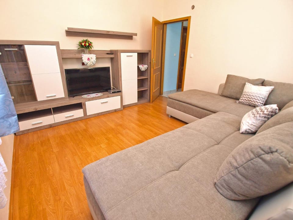Apartments Joko 1160 Apartment in Fažana
